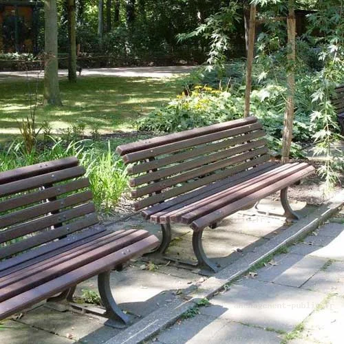 Lattes pour bancs publics en plastique recyclé de différentes couleurs